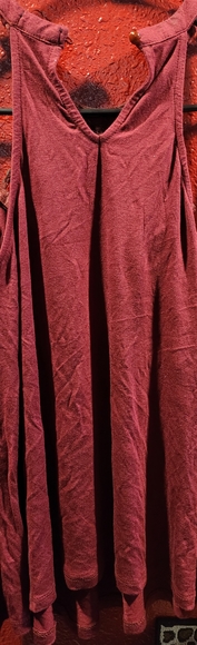 Classy woman's Top! S/M. Very Comfy Top.  Compliments through the roof. Burgundy - Picture 2 of 2